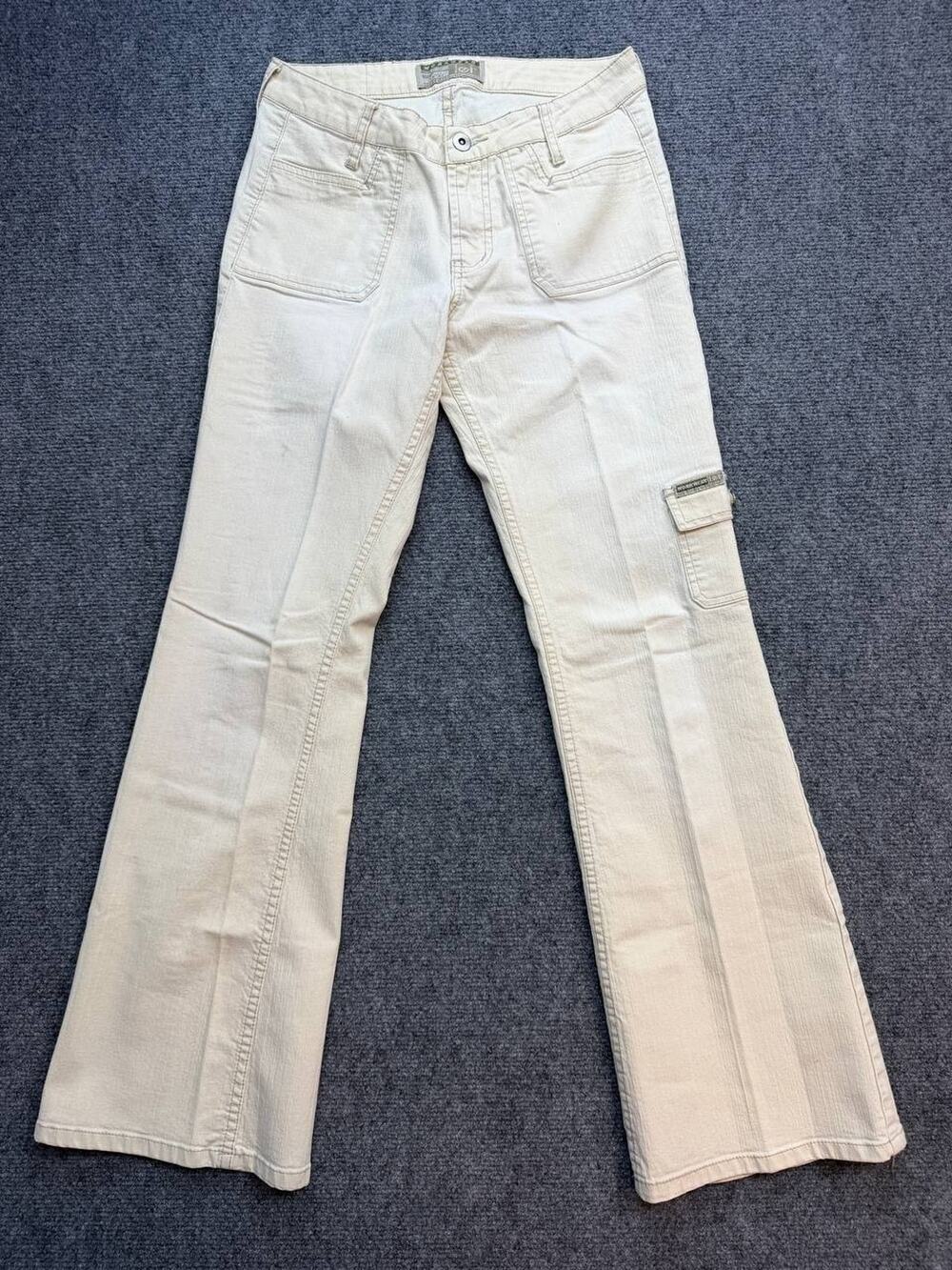 Vintage Y2K l.e.i. Women's Jeans Size 5 Beige WORKWEAR Cargo Flare Low Rise